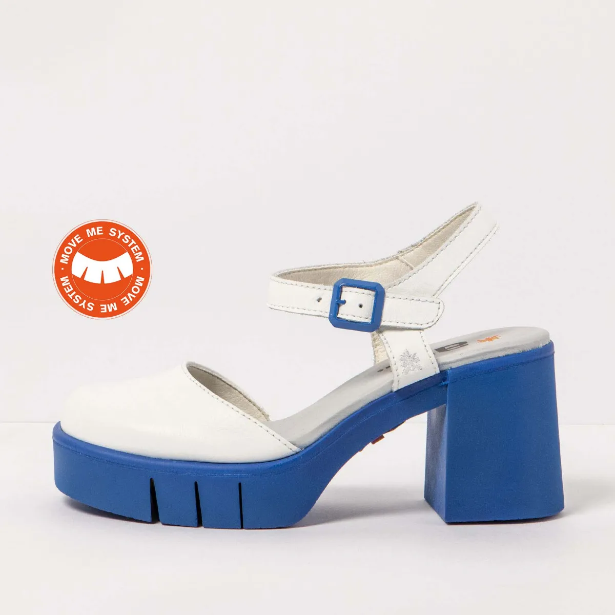 Babies en cuir à talon bottier - Blanc