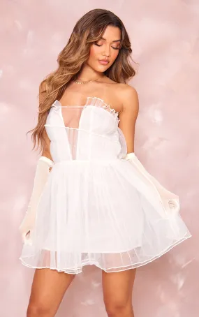 Robe droite plissée crème à volants